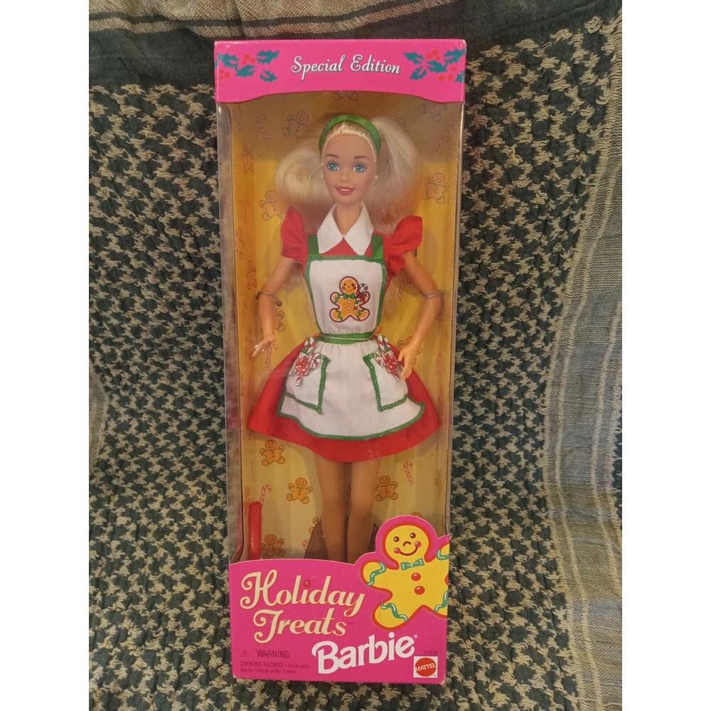 Barbie: 'Holiday Treats' Special Edition Mattel 1997 Holiday Christmas Doll N1